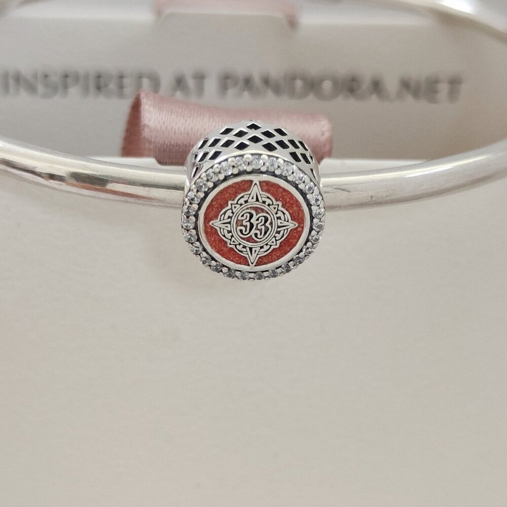 Pandora 2021 Winter Release Disney World Club 33 Exclusive Bead Charm S925 ALE